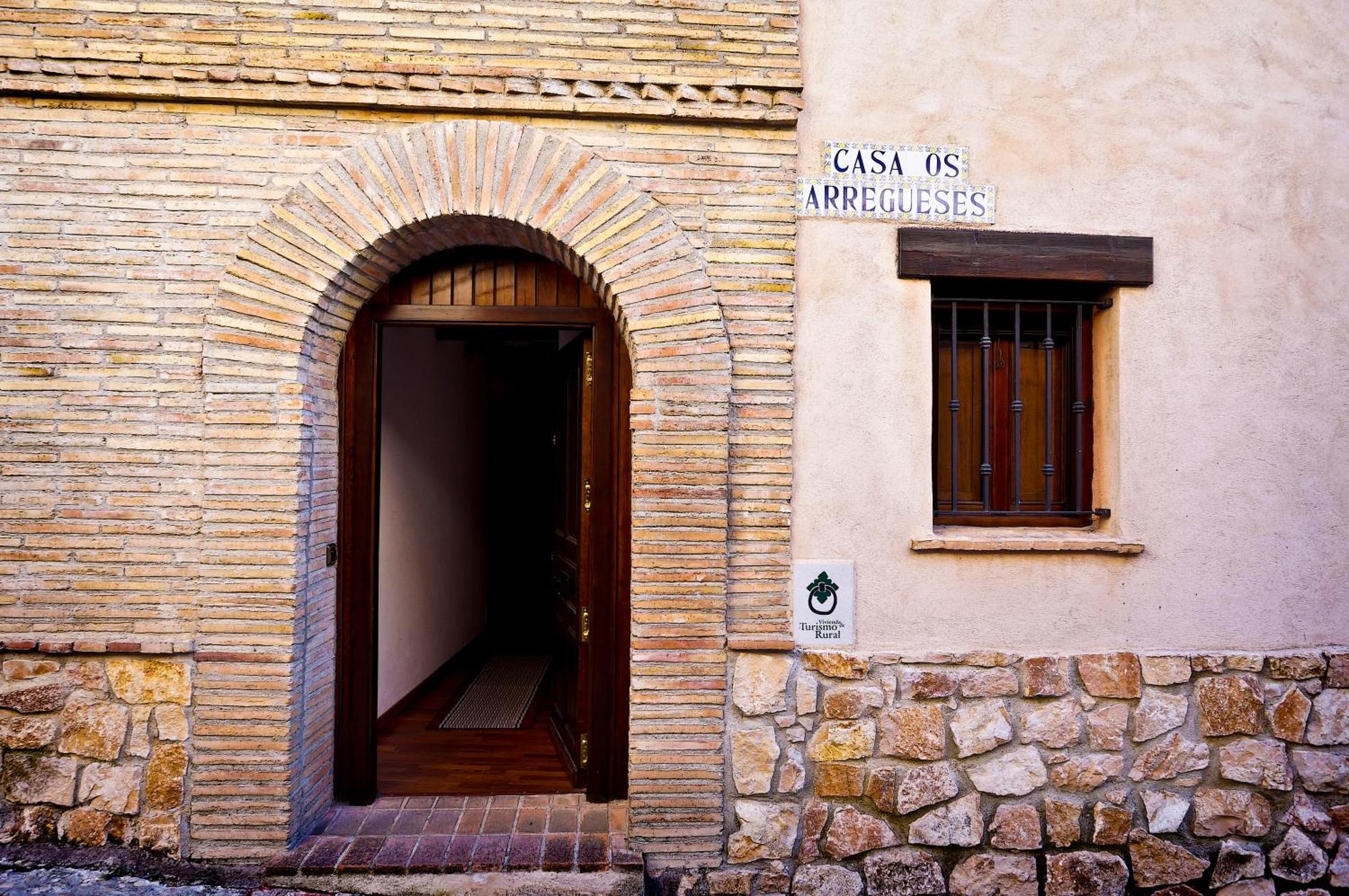 Casa Rural Os Arregueses Alquézar Kültér fotó