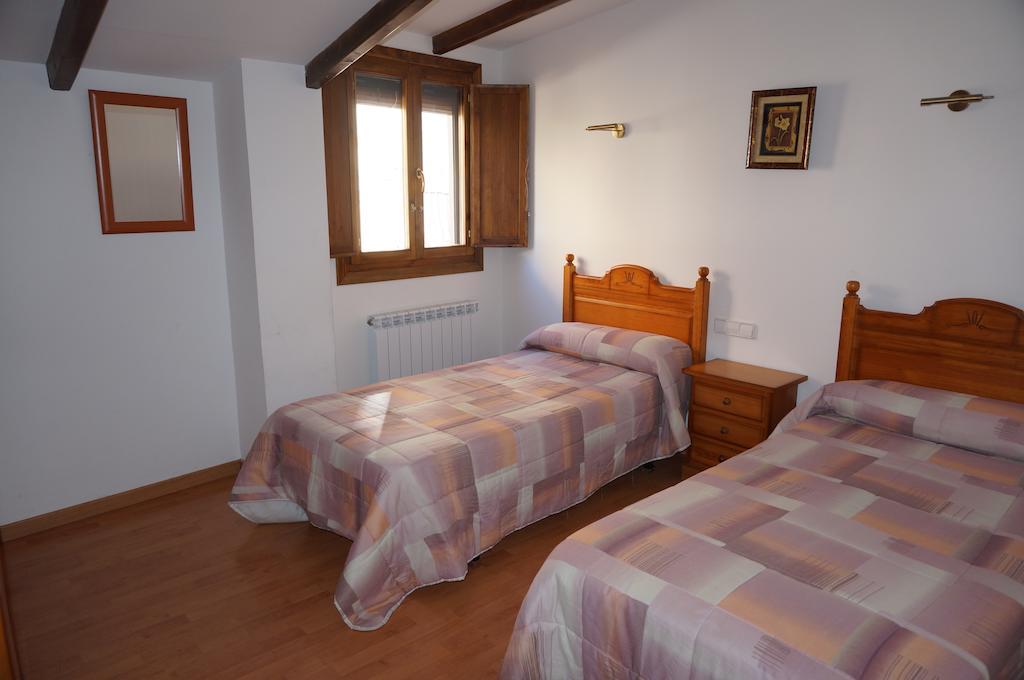 Casa Rural Os Arregueses Alquézar Kültér fotó