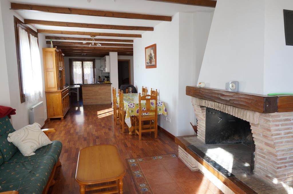 Casa Rural Os Arregueses Alquézar Kültér fotó